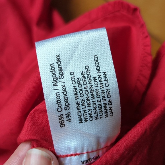 Oscar De La Renta Red Cotton Ruffle Blouse - Picture 5 of 6